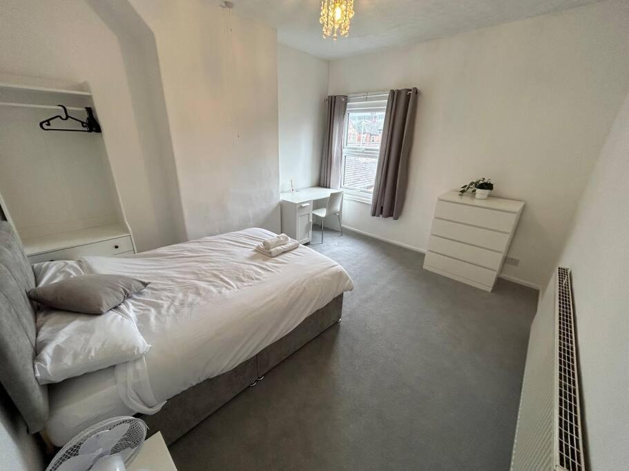 Perfect Home From Home In Stoke On Trent Etruria Extérieur photo